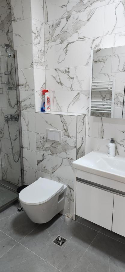 Brand New Two Bedroom And One Living Room Apartment In A Great Location! Saraievo Exterior foto